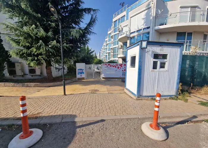 меги Apartament *