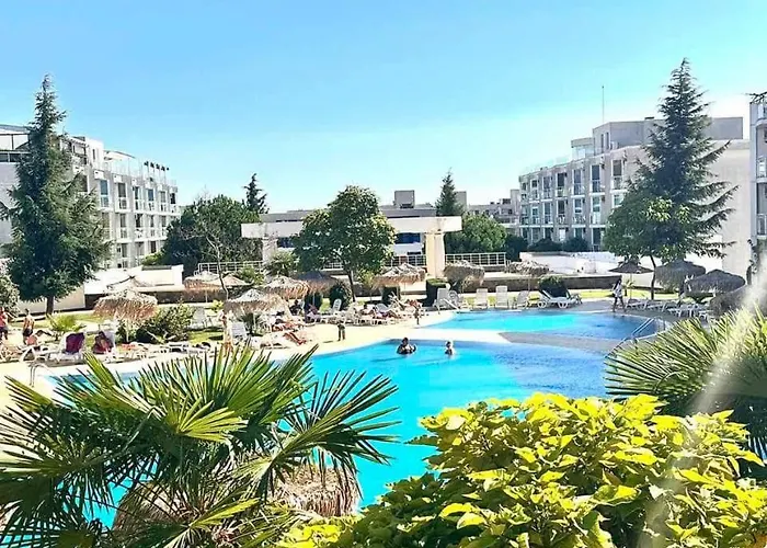 меги * Burgas City